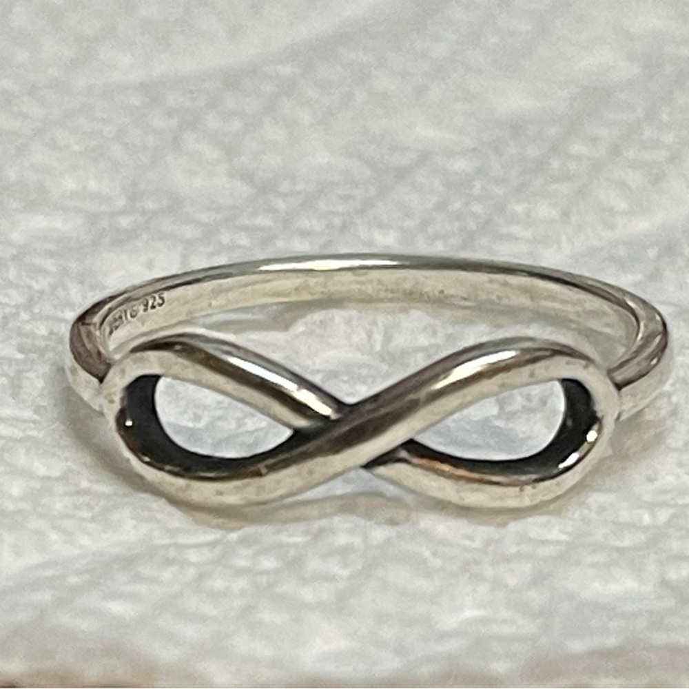 James Avery Petite Infinity Ring - Size 7